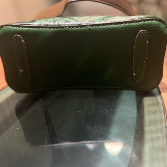 Dark Green Leather Purse With 2 Straps - Picture 3 of 5